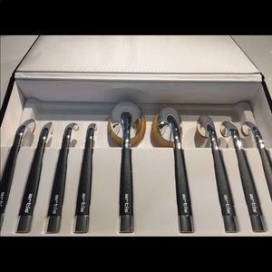 Artís Fluenta Oval 9 brush set